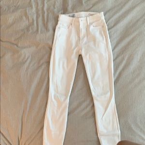 Gap skinny white jeans
